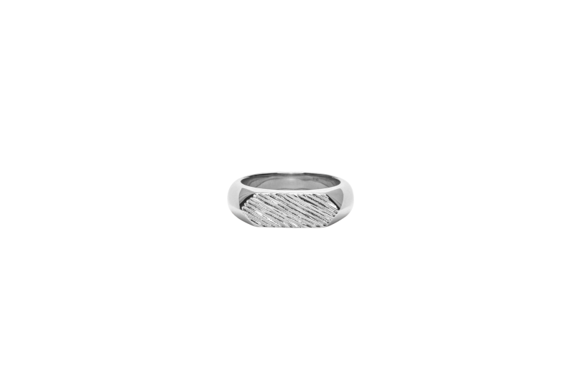 Sølv Mini Hexagon Ring – Elegant Design i Genanvendt Sølv