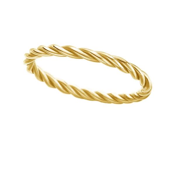 Saga Ring i Forgyldt Sølv – Elegant Stacking Ring