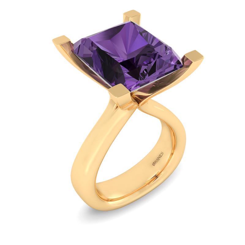 Elegant 14 Karat Guld Ring med Ametyst fra Ørsnes Design