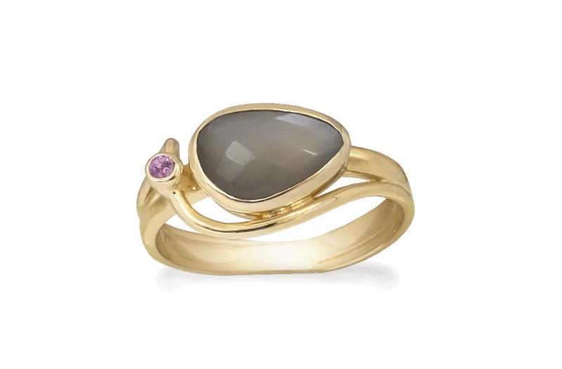 Eksklusiv Forgyldt Sølv Ring med Turmalin – Elegant Design