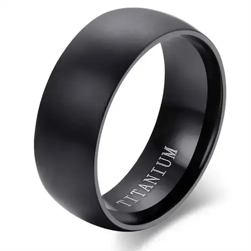 Elegant Sort Titanium Ring - Modernitet og Holdbarhed