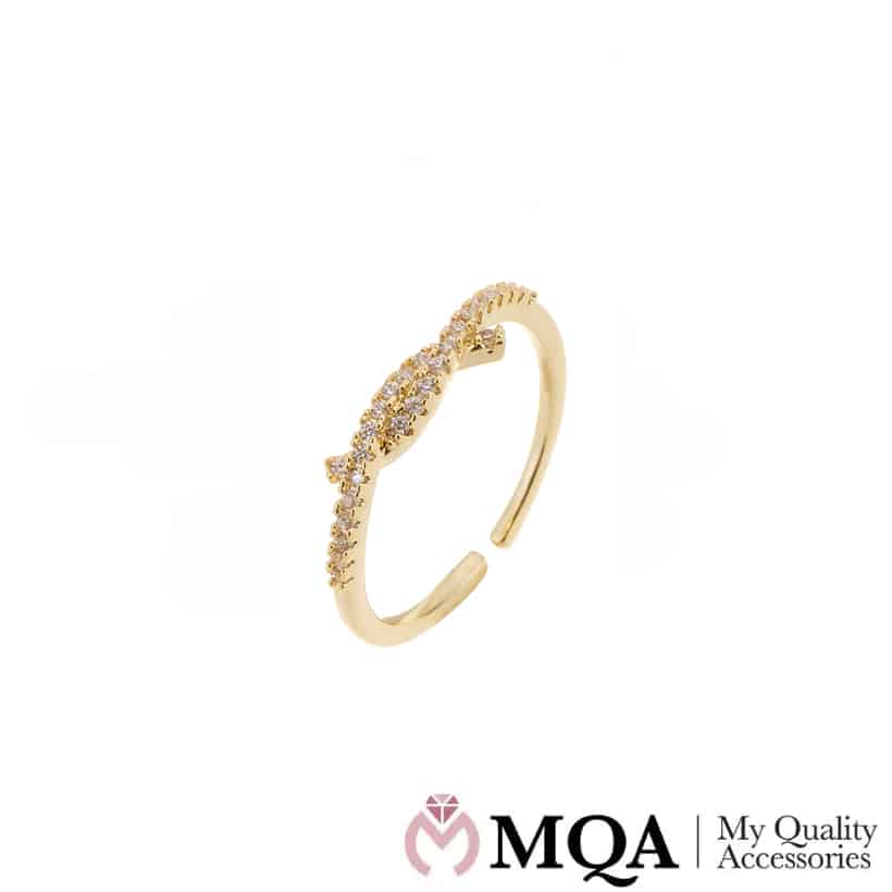 Ring Guldfarvet Buet Med Flotte Sten - Satana.dk Fingerringe
